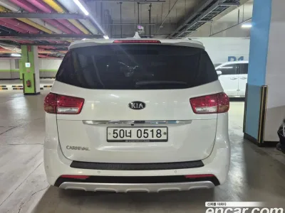 2016 Kia Canival 9-seater Noblesse, фото 2, лот 10418032