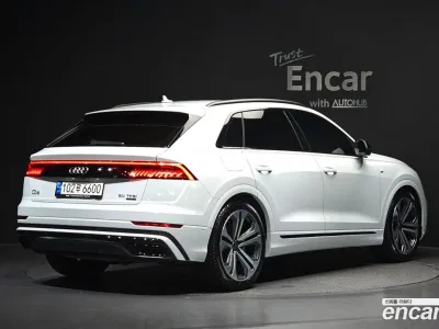 2023 Audi Q8 55 TFSI Quattro Premium, фото 2, лот 10102213