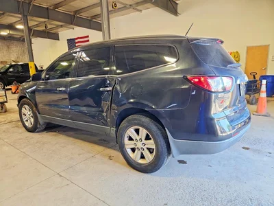 2013 CHEVROLET TRAVERSE LT, фото 2, лот 10717077