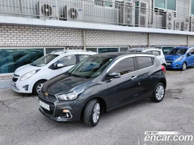 2017 Chevrolet Spark LTZ, фото 1, лот 10174090