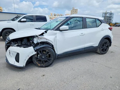 2022 NISSAN KICKS SV, фото 1, лот 10739795