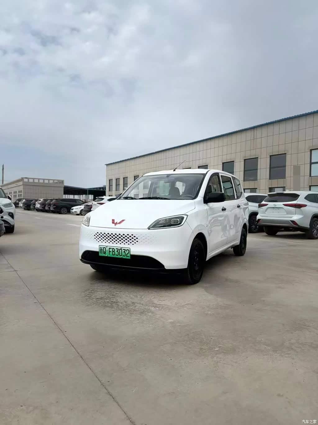 2025 Wuling Motors Wuling Hongguang New Energy Model Range Extender Hybrid 50KM Standard, фото 1, лот 11217224