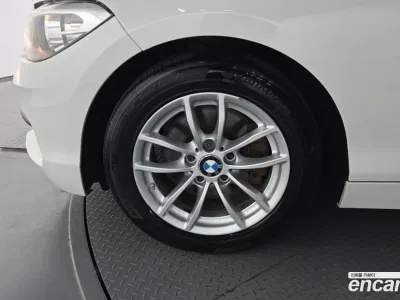 2017 BMW 1-Series 118d JOY 5DOOR, фото 4, лот 10042905