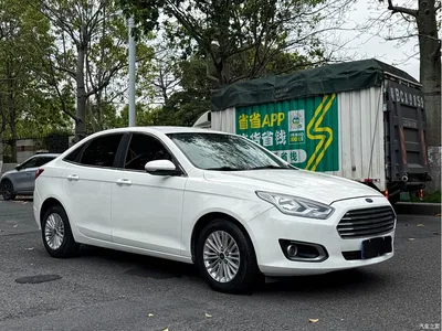 2015 Ford Escort 1.5L Automatic Comfort, фото 4, лот 10305954