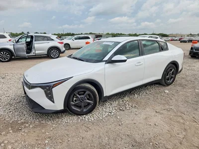 2025 KIA K4 LXS, фото 1, лот 10780314