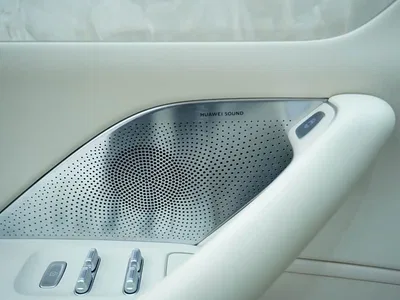 2026 Zhijie Luxeed R7 Range Extender Max+, фото 4, лот 11476137