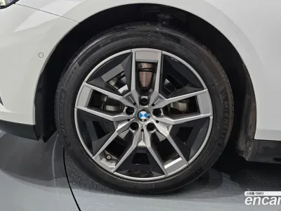2024 BMW 5-Series 523d, фото 4, лот 10058948