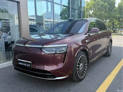 2025 AITO Wenjie AITO M8 Model Extended Range Ultra Edition 53.4kWh 5-Seater, фото 1, лот 10277567