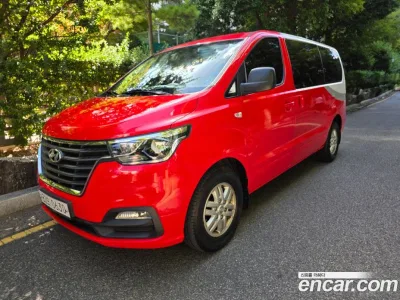 2019 Hyundai Starex Van 3-Seater, фото 2, лот 10203671