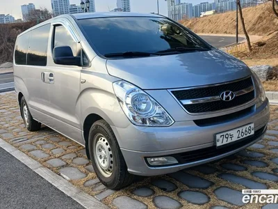 2013 Hyundai Starex 12-Seater Wagon, фото 1, лот 10310810