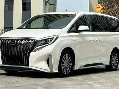 2021 GAC Trumpchi Trumpchi M8 Master Series 390T Prestige Edition, фото 1, лот 10424561