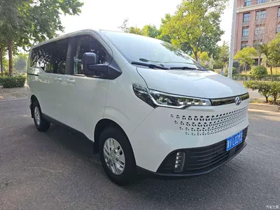 2023 SAIC Maxus Xintu V70 Model 2.0T Elite Manual Short Wheelbase Low Roof 5/6 Seats (150Ps), фото 3, лот 11144820