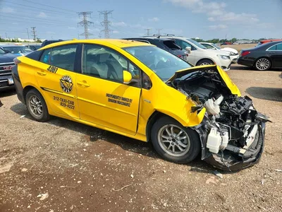 2016 TOYOTA PRIUS TWO, фото 4, лот 10972977