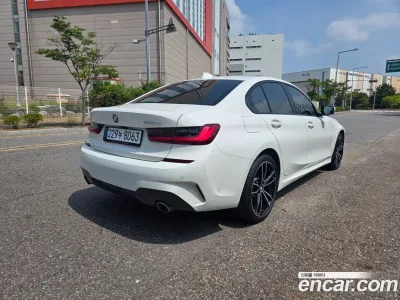 2021 BMW 3-Series 330e M Sport, фото 2, лот 10144385