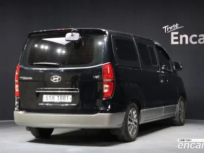 2019 Hyundai Starex Urban 9-Seater, фото 2, лот 10161358