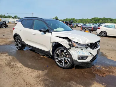 2022 VOLVO XC40 T5 R-DESIGN, фото 4, лот 10875229