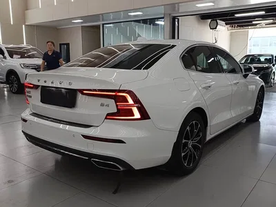 2022 Volvo S60 B4 Smart Comfort Luxury Edition, фото 3, лот 11090195