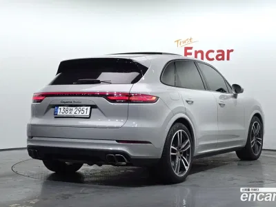 2022 Porsche Cayenne 4.0 Turbo, фото 1, лот 10100710