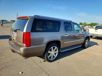 2011 CADILLAC ESCALADE ESV, фото 3, лот 10968295