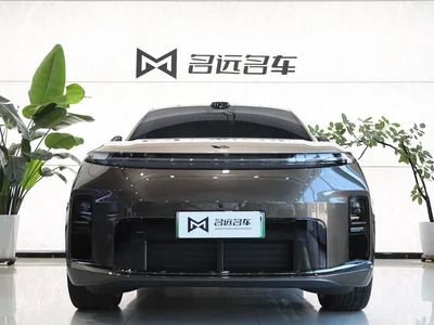 2026 Li Auto Li Xiang L9 Base Model, фото 2, лот 11198913