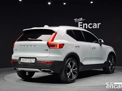 2020 Volvo XC40 T4 Inscription, фото 2, лот 10127288