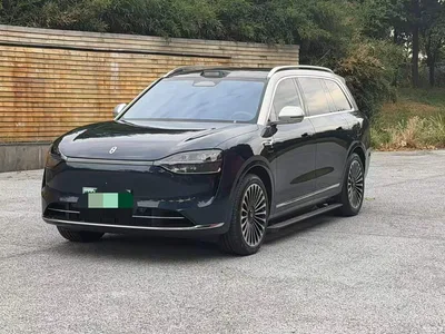 2025 AITO Wenjie AITO M9 Extended Range Ultra 52kWh 6-Seater, фото 1, лот 10886841