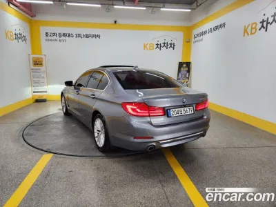 2018 BMW 5-Series 530i Luxury Plus, фото 1, лот 10067560