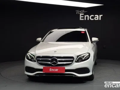 2017 Mercedes-Benz E-Class E220d Avantgarde, фото 3, лот 10163123