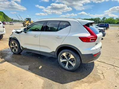2023 VOLVO XC40 PLUS, фото 2, лот 10875042