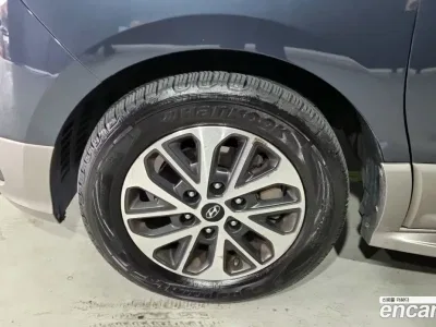 2019 Hyundai Starex Urban 9-Seater, фото 4, лот 10192761