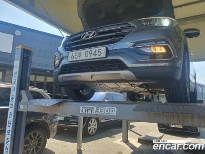 2016 Hyundai Santafe Diesel 2.2 4WD, фото 1, лот 10183571