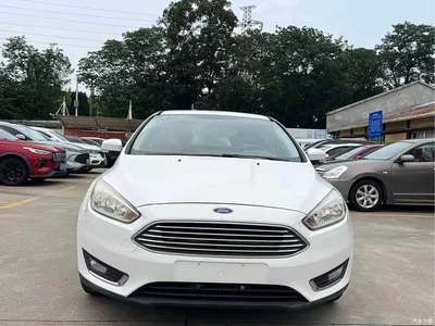 2015 Ford Focus Sedan 1.6L Automatic Trend, фото 2, лот 10294117