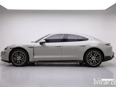 2021 Porsche Taycan 4S, фото 1, лот 10178894