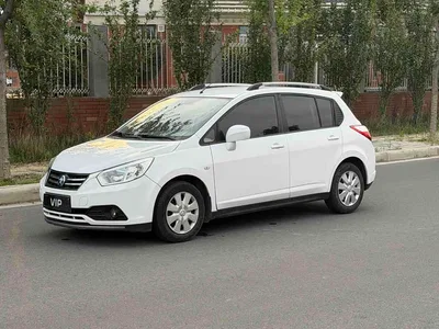 2015 Venucia R50 1.6L Manual Fashion, фото 1, лот 11164774