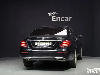 2018 Mercedes-Benz E-Class E300 4MATIC Exclusive, фото 4, лот 10201416