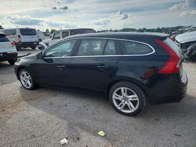 2015 VOLVO V60 PREMIER, фото 2, лот 10877317