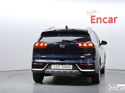 2017 Kia Niro Luxury, фото 4, лот 10113246