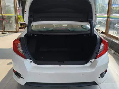2016 Honda Civic 220TURBO CVT Luxury Edition, фото 4, лот 10767623