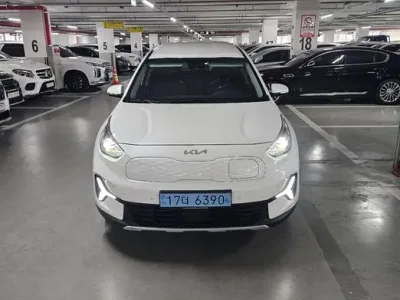 2023 Kia Niro Earth, фото 2, лот 10081148