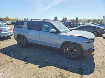 2025 RIVIAN R1S PREMIUM, фото 4, лот 10883448
