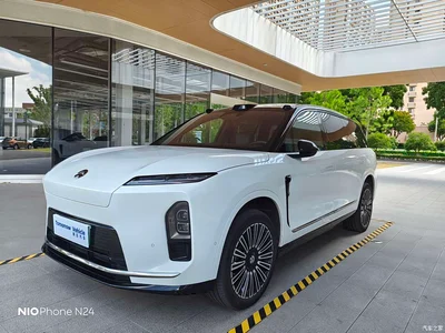 2025 NIO ES8 Model 6-Seat Executive Luxury Edition, фото 1, лот 10360742