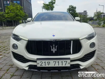 2017 Maserati Levante 3.0 Diesel AWD Premium, фото 1, лот 10116668