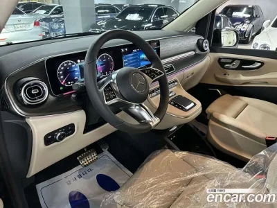 2025 Mercedes-Benz V-Class V300 CDI, фото 4, лот 10076085