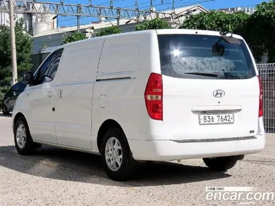 2011 Hyundai Starex 3-Seater VAN, фото 3, лот 11134989