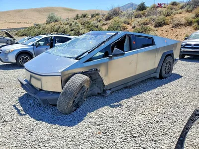 2025 TESLA CYBERTRUCK, фото 1, лот 10675156
