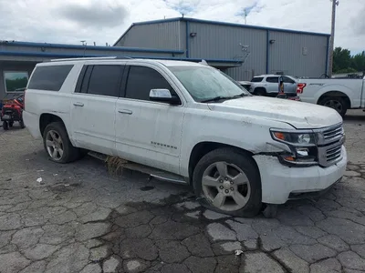 2017 CHEVROLET SUBURBAN K1500 PREMIER, фото 4, лот 10584778