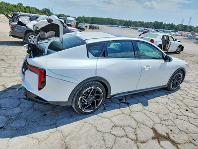 2025 KIA K4 GT LINE, фото 3, лот 10779873