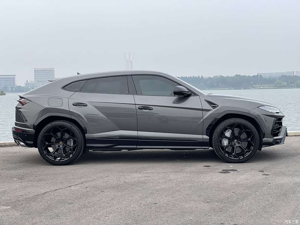 2021 Lamborghini Urus 4.0T V8, фото 4, лот 11181872