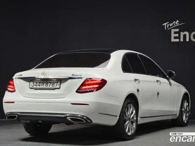2019 Mercedes-Benz E-Class E300 4MATIC Exclusive, фото 1, лот 10074416