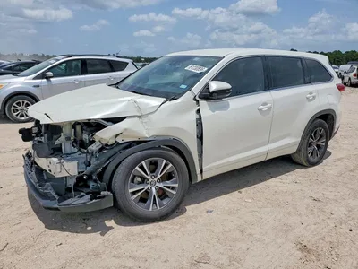2017 TOYOTA HIGHLANDER LE, фото 1, лот 10547218